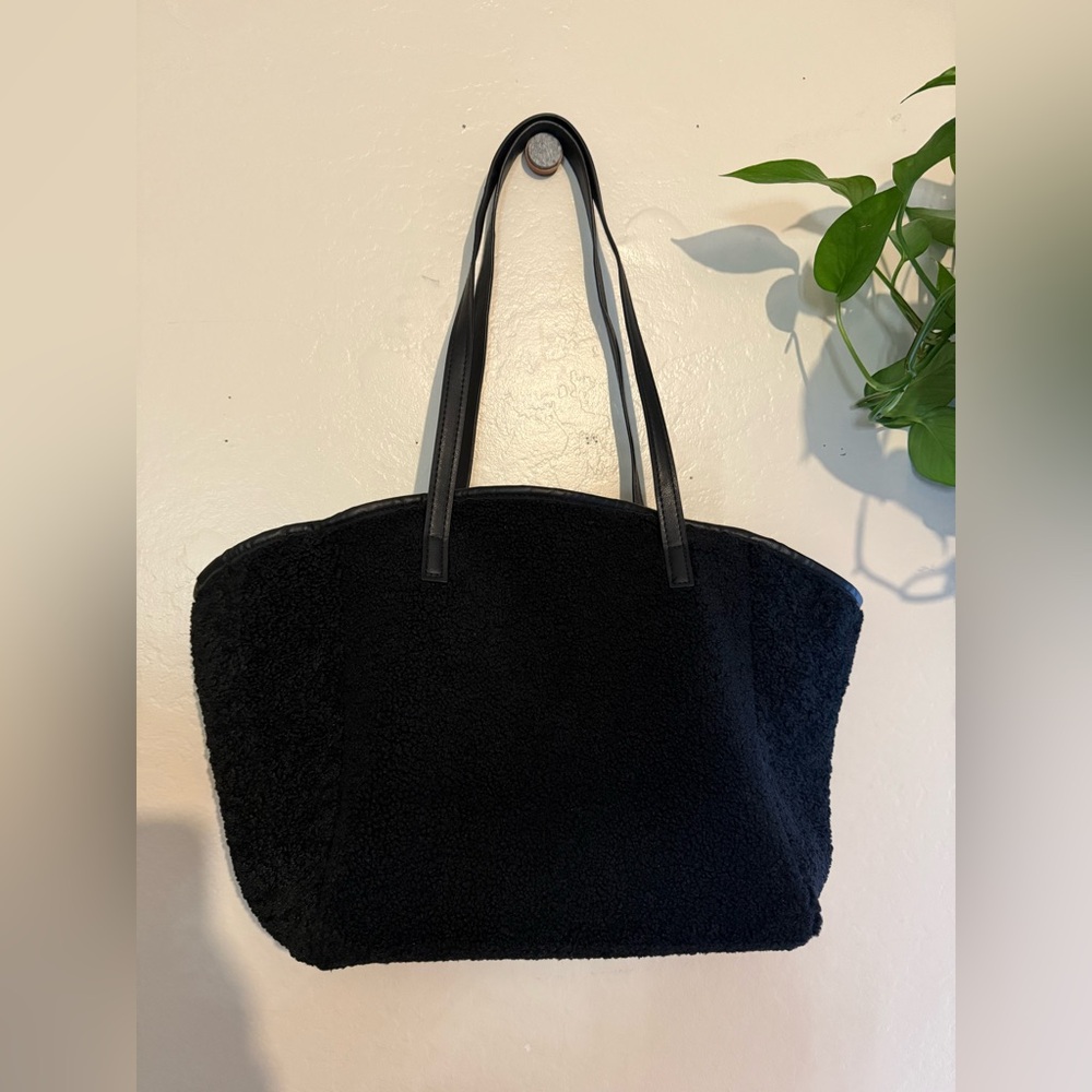 Neiman Marcus Black Textured Tote